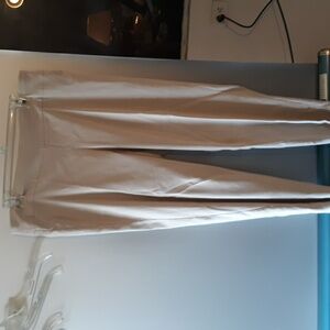 Nine Eight Size 12 (SKU 444)